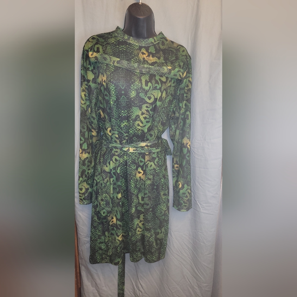 Midi multicolored dress, blended w/army fatigue shades of green & yellow. 3XL.